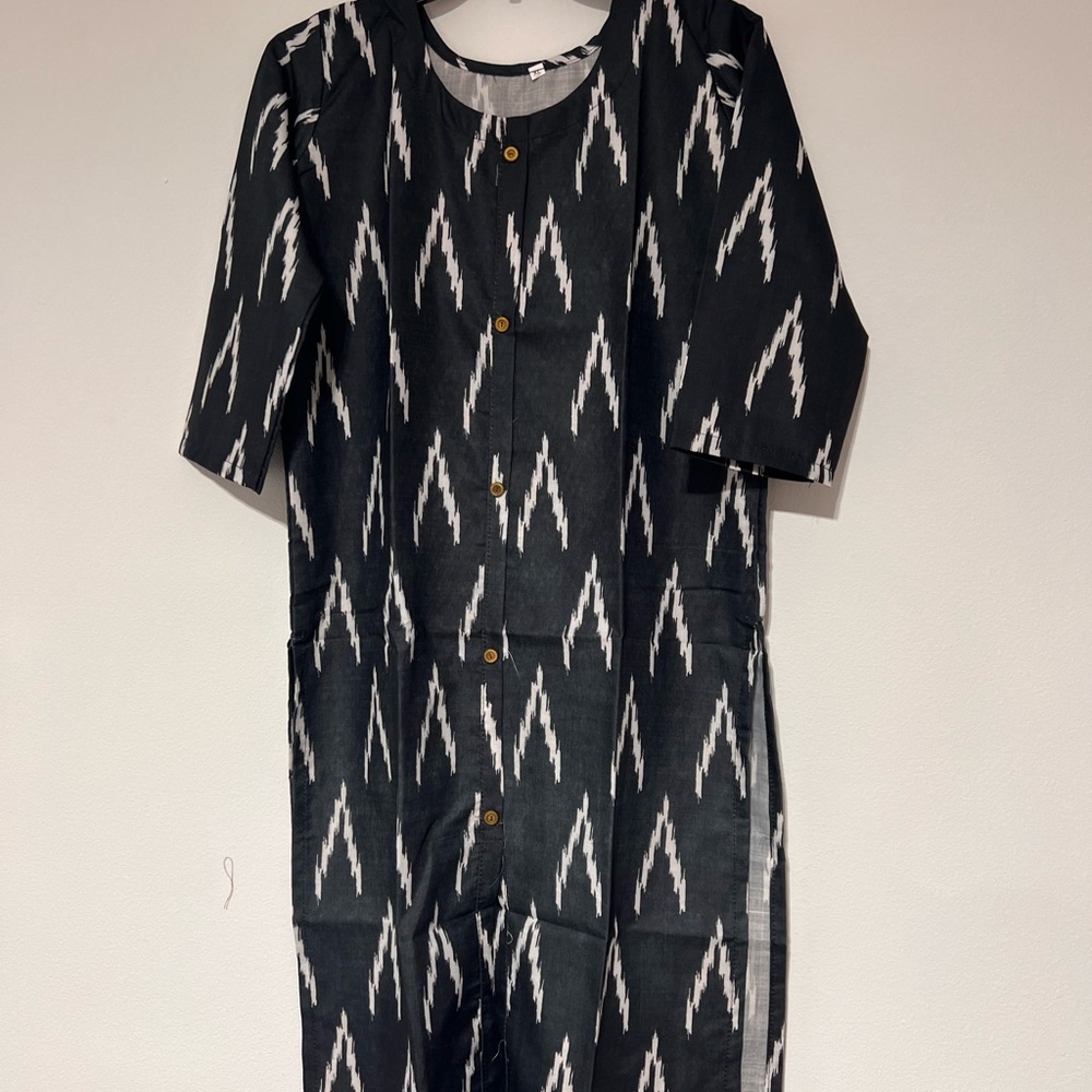 Cotton ikkat kurtis comes in large size